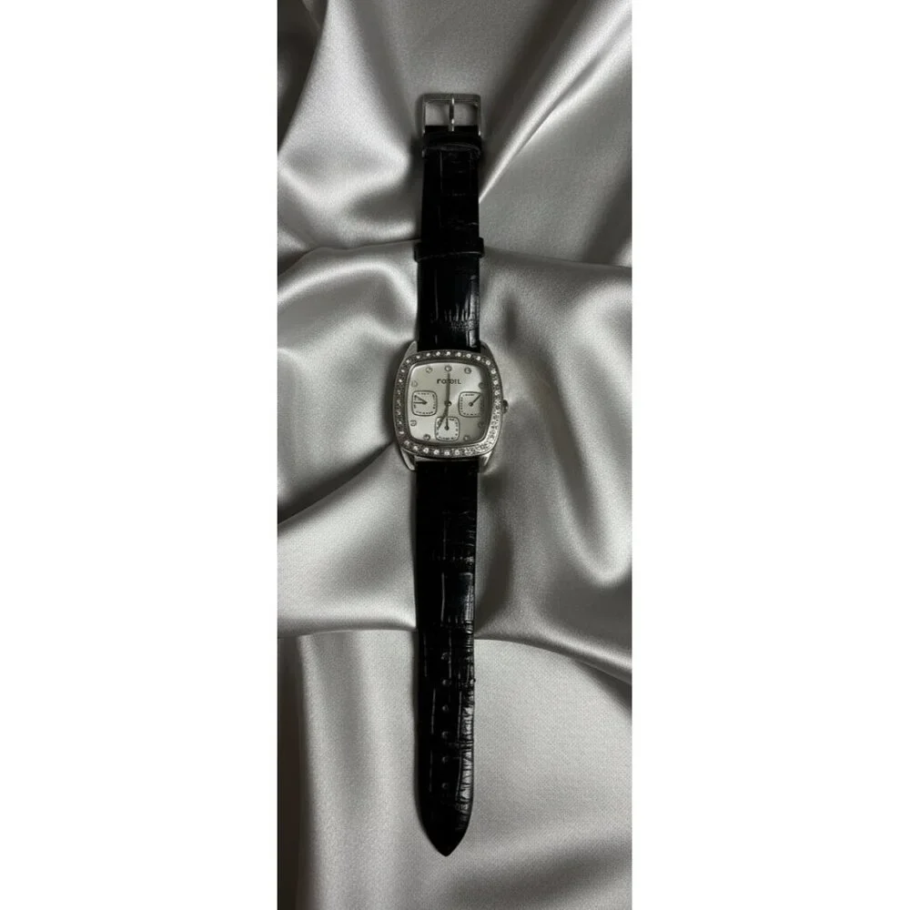 Fossil Women’s Silver‎ Crystal Bezel Watch ES-1011 | Black Croc Leather Band